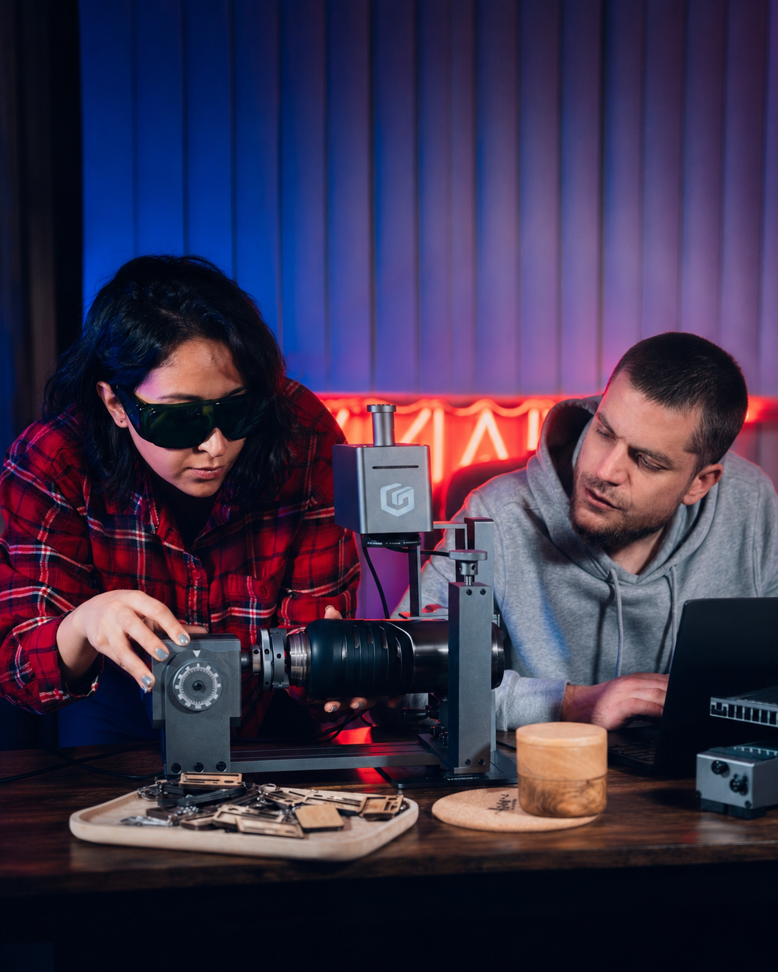NewManDIY behind the scenes product content production